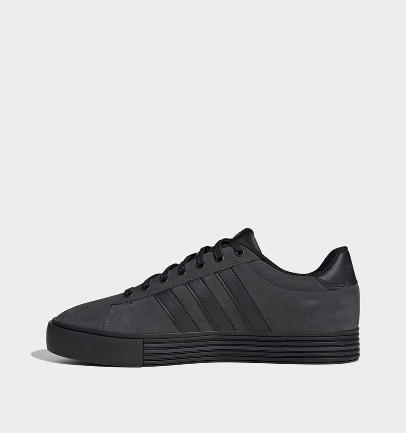 adidas Daily 4.0 Baskets en Noir pour hommes, garçons (348953)