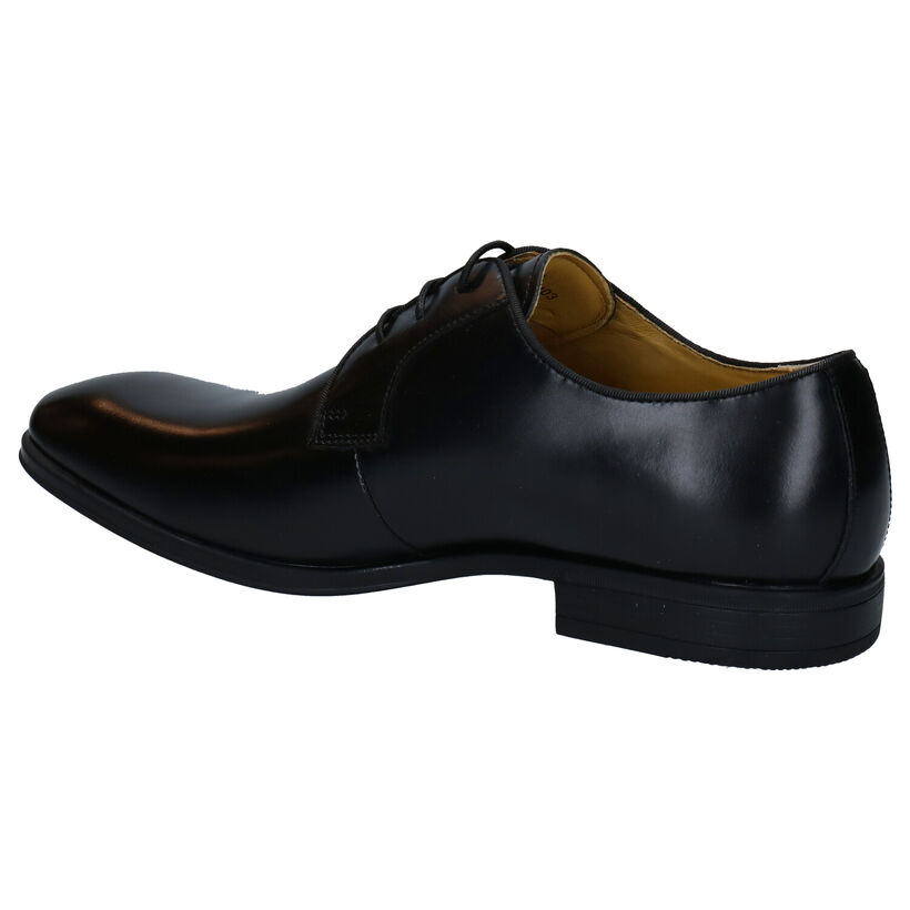 Steptronic Faro Chaussures à lacets en Noir en cuir (283672)
