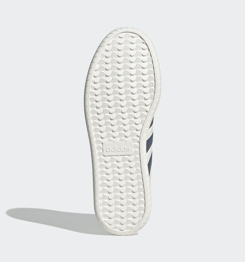 adidas Barreda Baskets basses en Blanc/Bleu pour hommes (359484) - pour semelles orthopédiques
