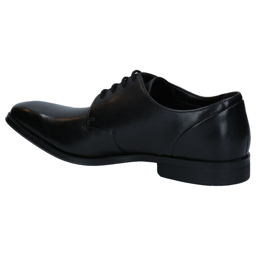 Clarks Gilman Plain Chaussures à lacets habillées en Noir en cuir (270750)