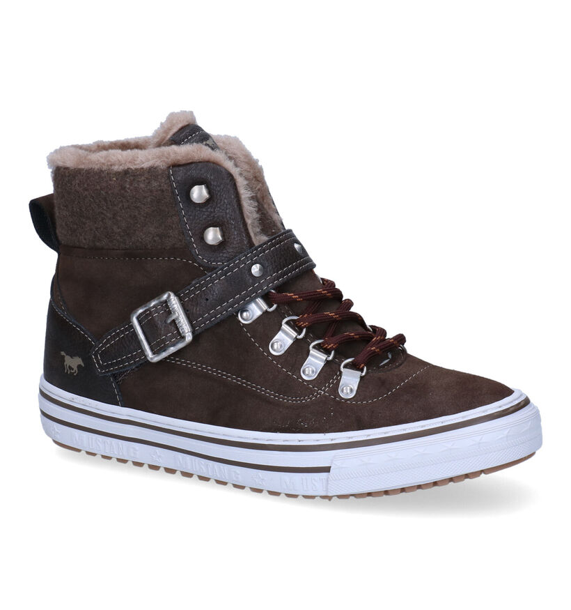 Mustang Baskets montantes en Marron en textile (298099)