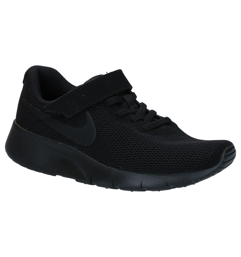 Nike Tanjun Zwarte Sneakers in stof (283702)