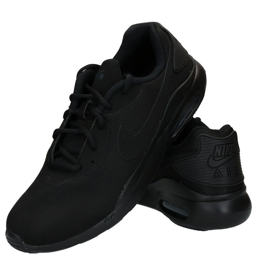 Nike Air Max Oketo Zwarte Sneakers in stof (274959)