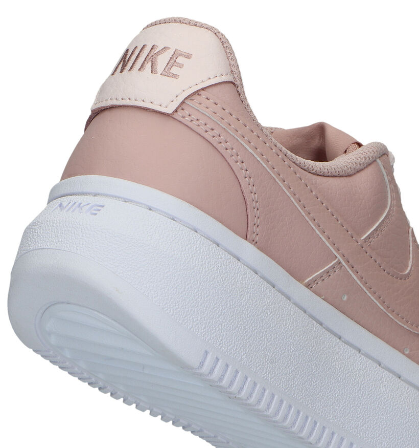 Nike Court Vision Alta Baskets en Noir pour femmes (332412)