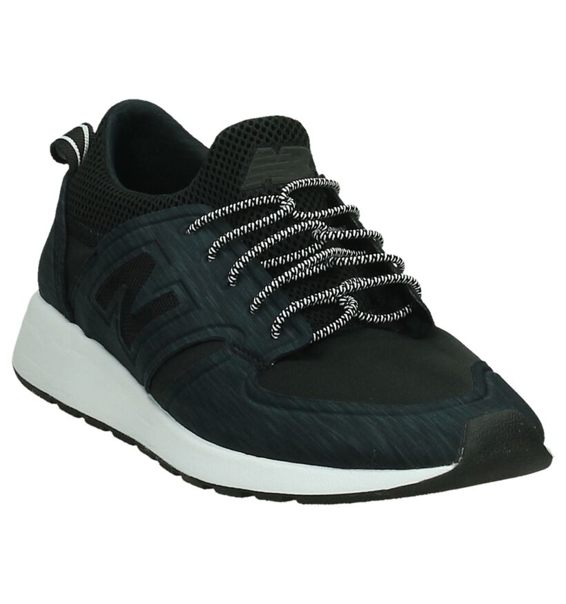 New Balance 420 Baskets basses en Noir en textile (197718)