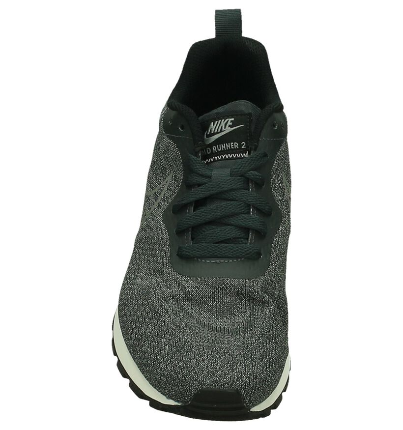 Nike MD Runner Baskets basses en Gris foncé en textile (200133)