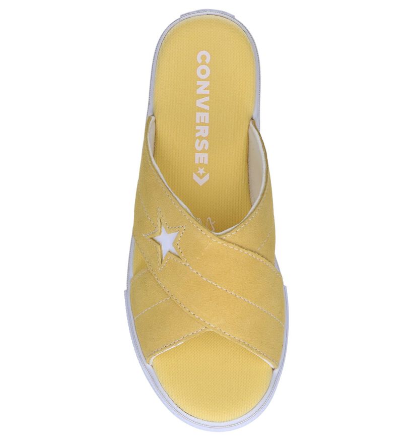 Converse Cons One Star OX Nu-pieds plates en Jaune en daim (249549)