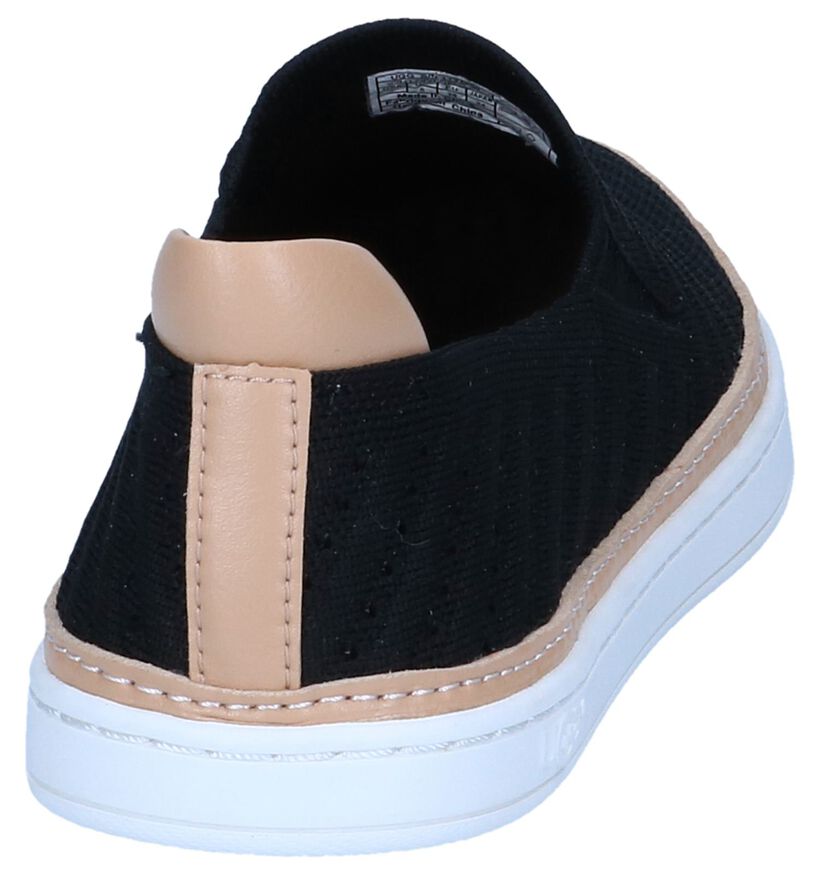 UGG Chaussures slip-on en Noir en textile (266814)