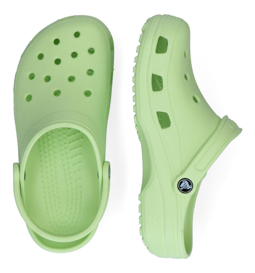 Crocs Classic Nu-pieds en Bleu pour femmes (306852)