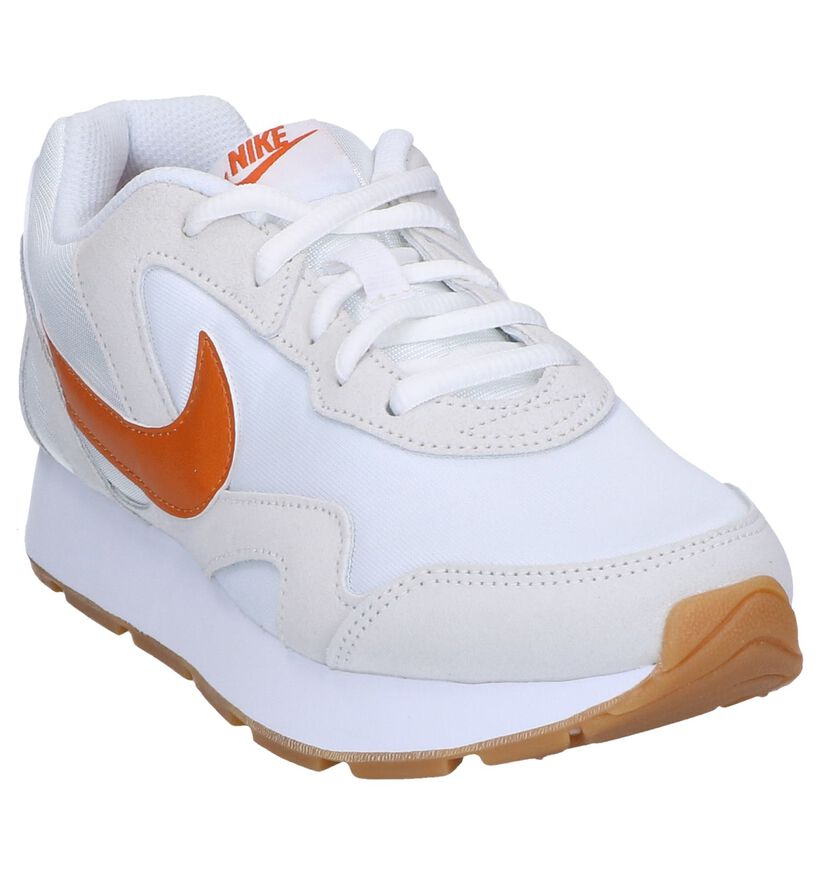 Witte Sneakers Nike Delfine in daim (249805)