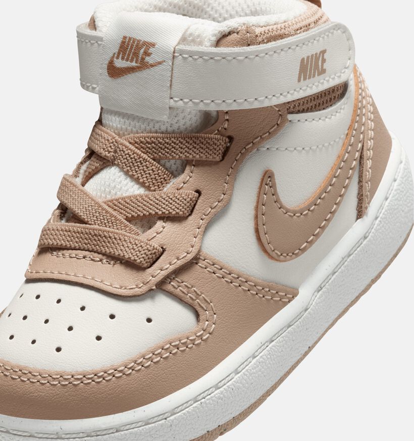 Nike Court Borough Ecru/Beige Sneakers voor meisjes (364598) - geschikt voor steunzolen
