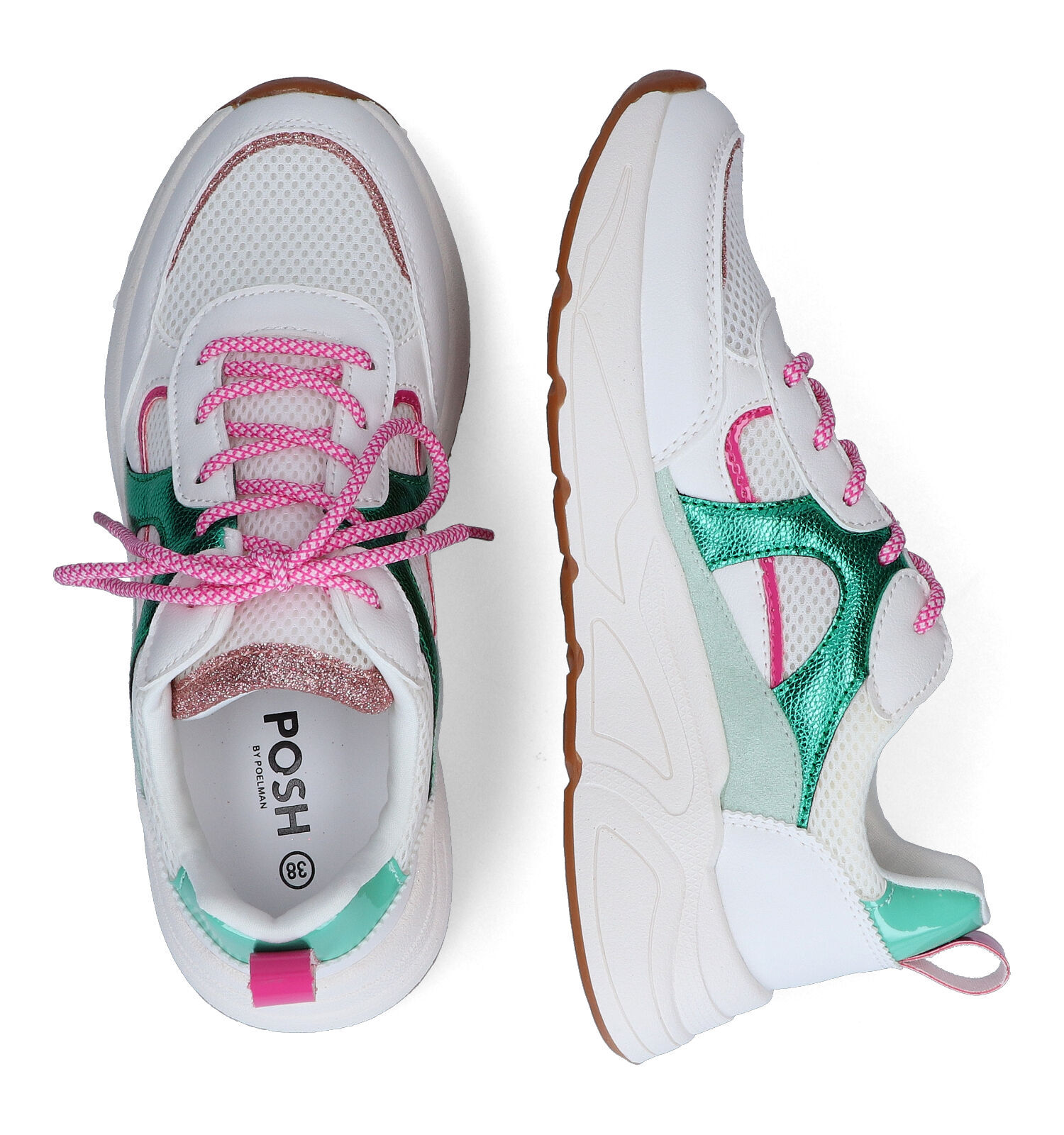 groene jordans met roze veters