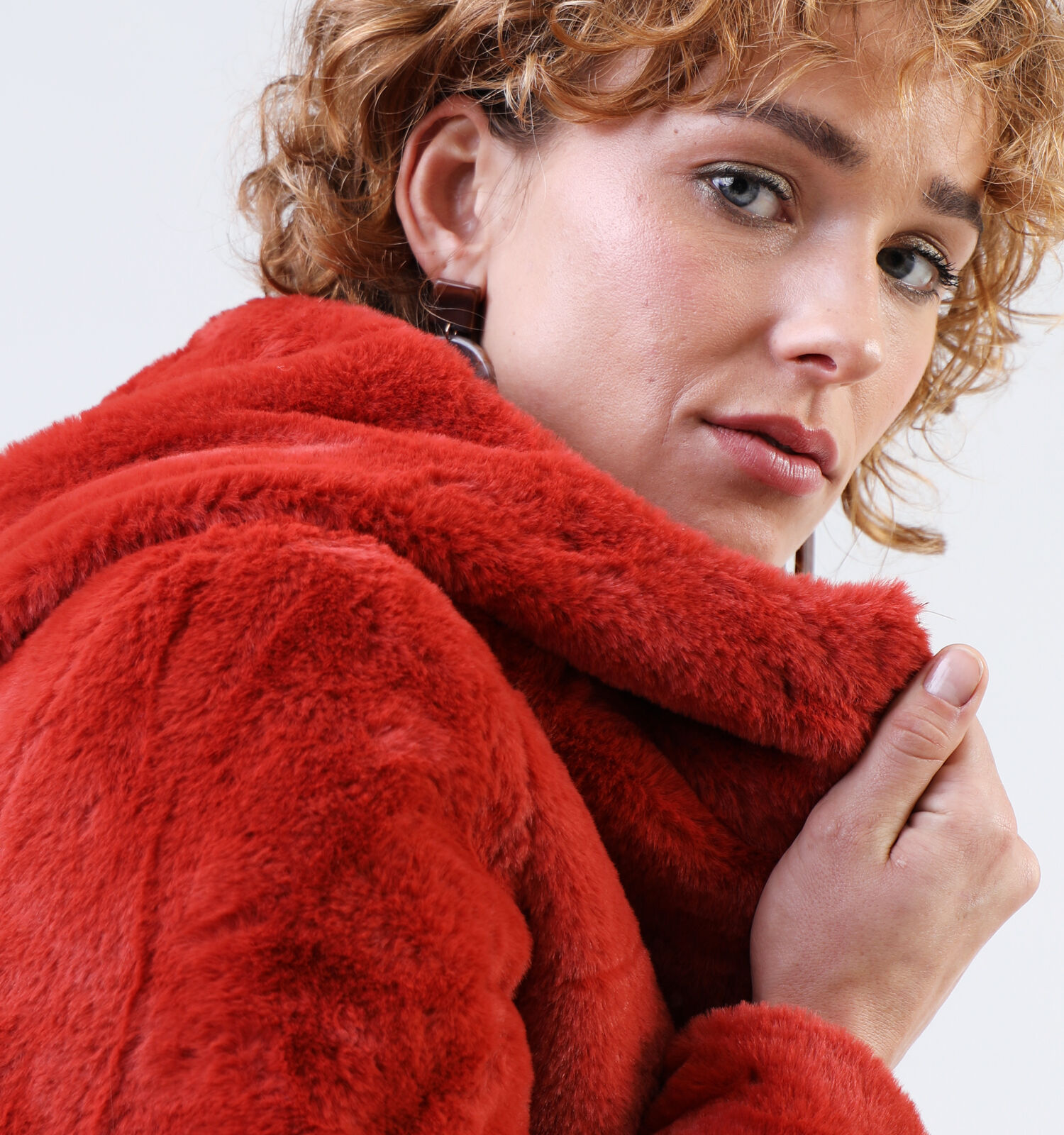 Manteau best sale fourrure rouge