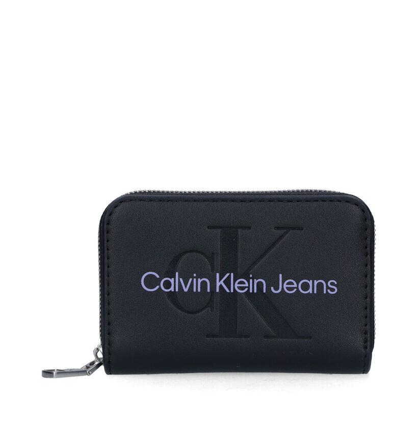 Calvin Klein Sculpted Porte-monnaie zippé en Noir pour femmes (329113)