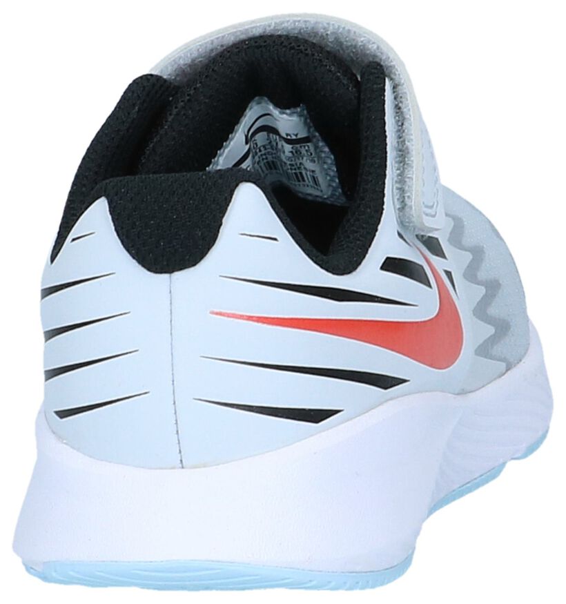 Nike Star Runner Chaussures de sport en Blanc en simili cuir (238348)