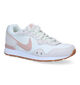 Nike Venture Runner Zwarte Sneakers in nubuck (316793)