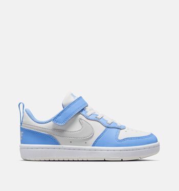 Baskets bleu