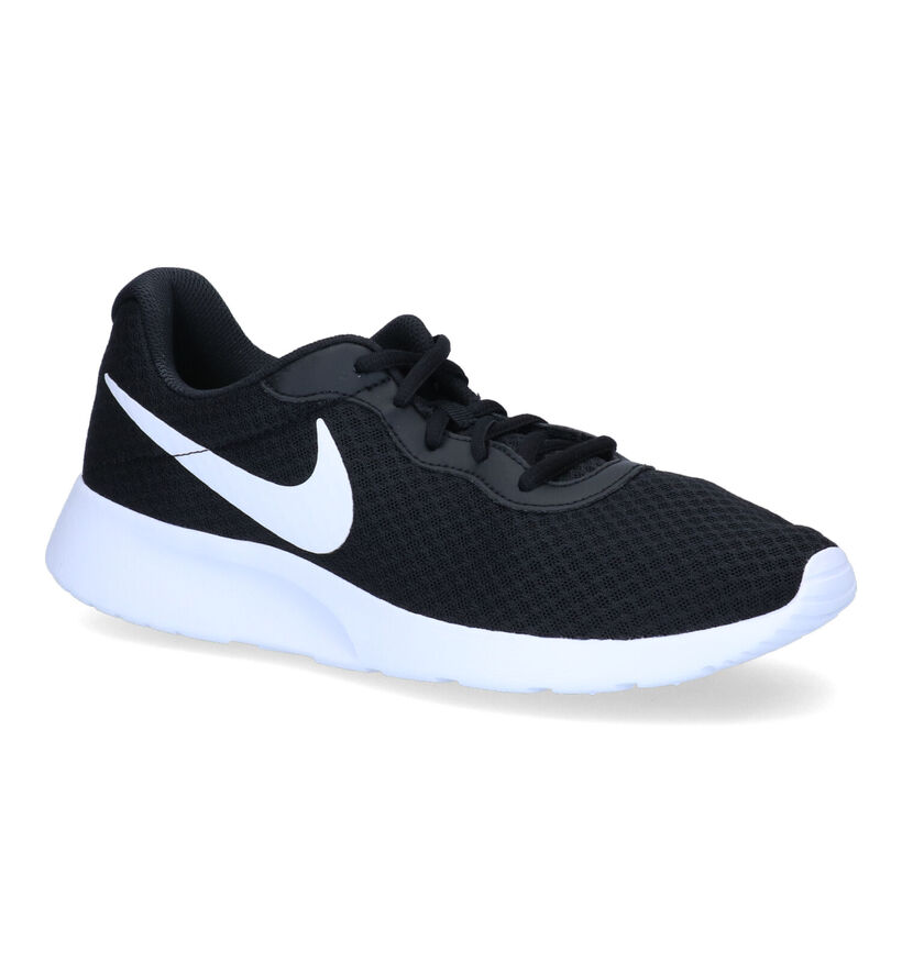 Nike Tanjun Baskets en Noir pour hommes (309098)