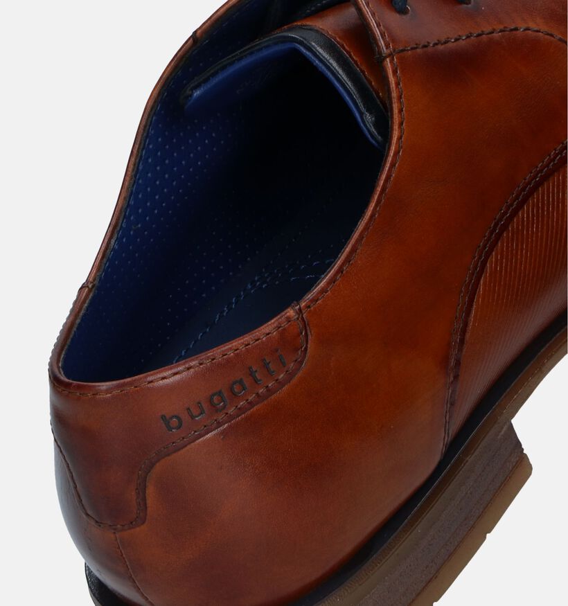 Bugatti Lero Comfort Chaussures habillées en Cognac pour hommes (339879)