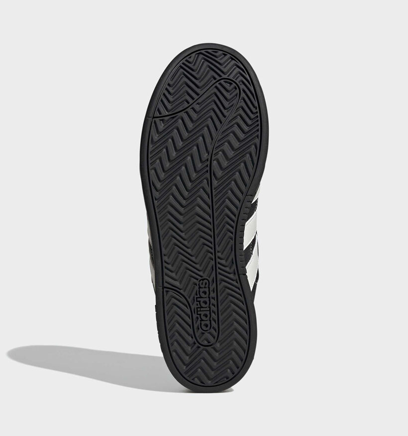 adidas GC Alpha Baskets basses en Noir pour hommes (366733) - pour semelles orthop&eacute;diques