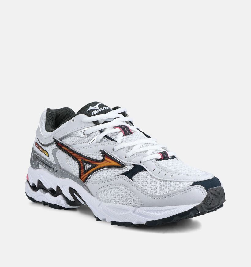 Mizuno Wave Mustang LS Baskets en Blanc/Argent pour femmes (376212) - pour semelles orthop&eacute;diques