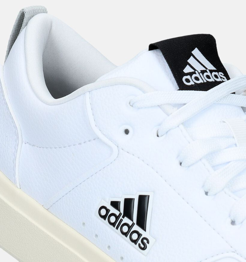 adidas Park ST Baskets en Blanc pour hommes (334710)