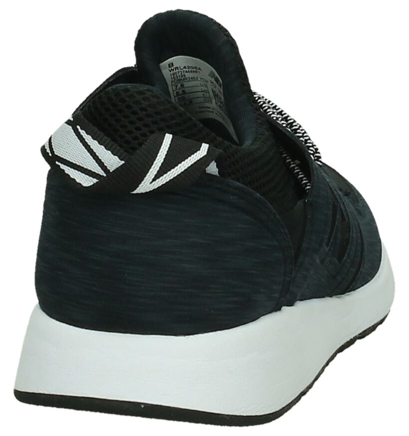 New Balance 420 Baskets basses en Noir en textile (197718)