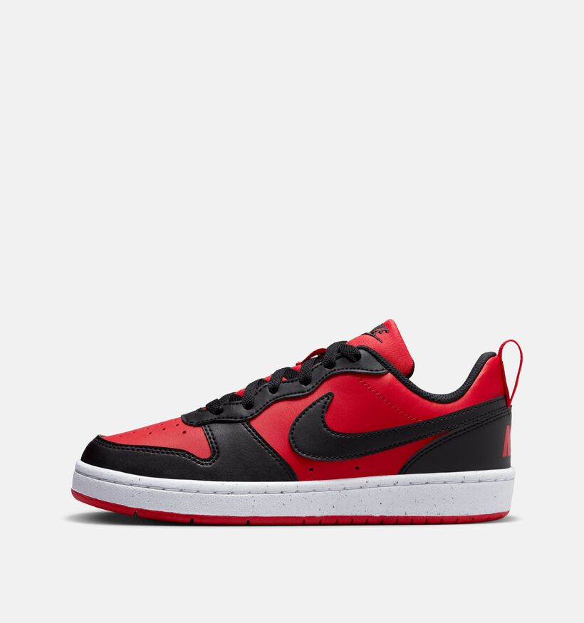 Nike Court Borough Zwarte/Rode Sneakers voor jongens (364684) - geschikt voor steunzolen