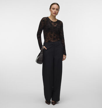 Vero Moda T-shirts Bruin