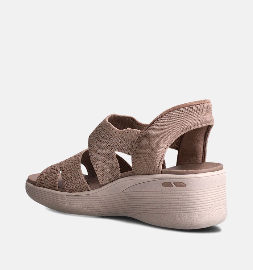 Skechers Piers-Lite Slip-on Sandales en Taupe pour femmes (366571)