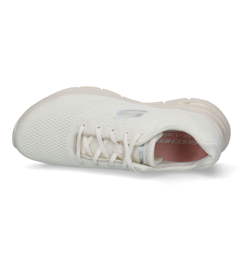 Skechers Arch Fit Baskets en Écru pour femmes (319357) - pour semelles orthopédiques