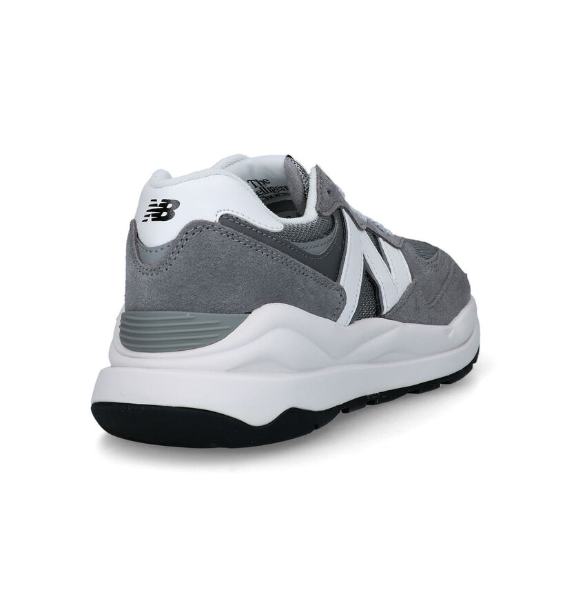 New Balance M 5740 Baskets en Gris pour hommes (319191) - pour semelles orthopédiques