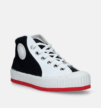 0051 Sneakers Zwart