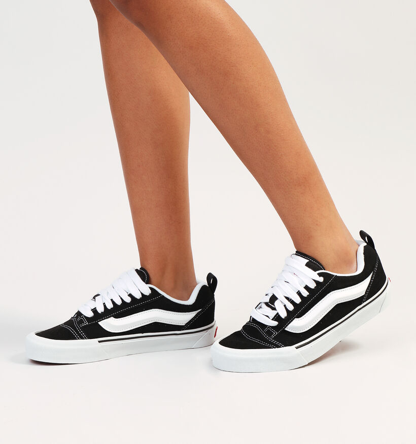 Vans KNU Skool Basket skate en Noir pour femmes (358650)