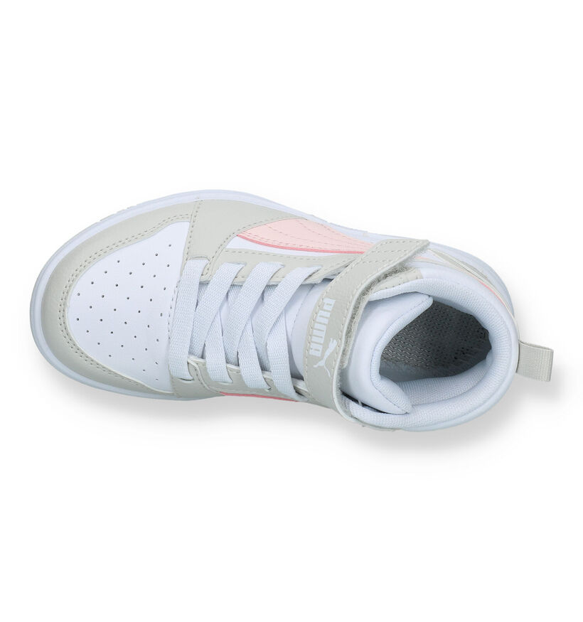 Puma Rebound v6 Baskets en Blanc pour filles (342850)