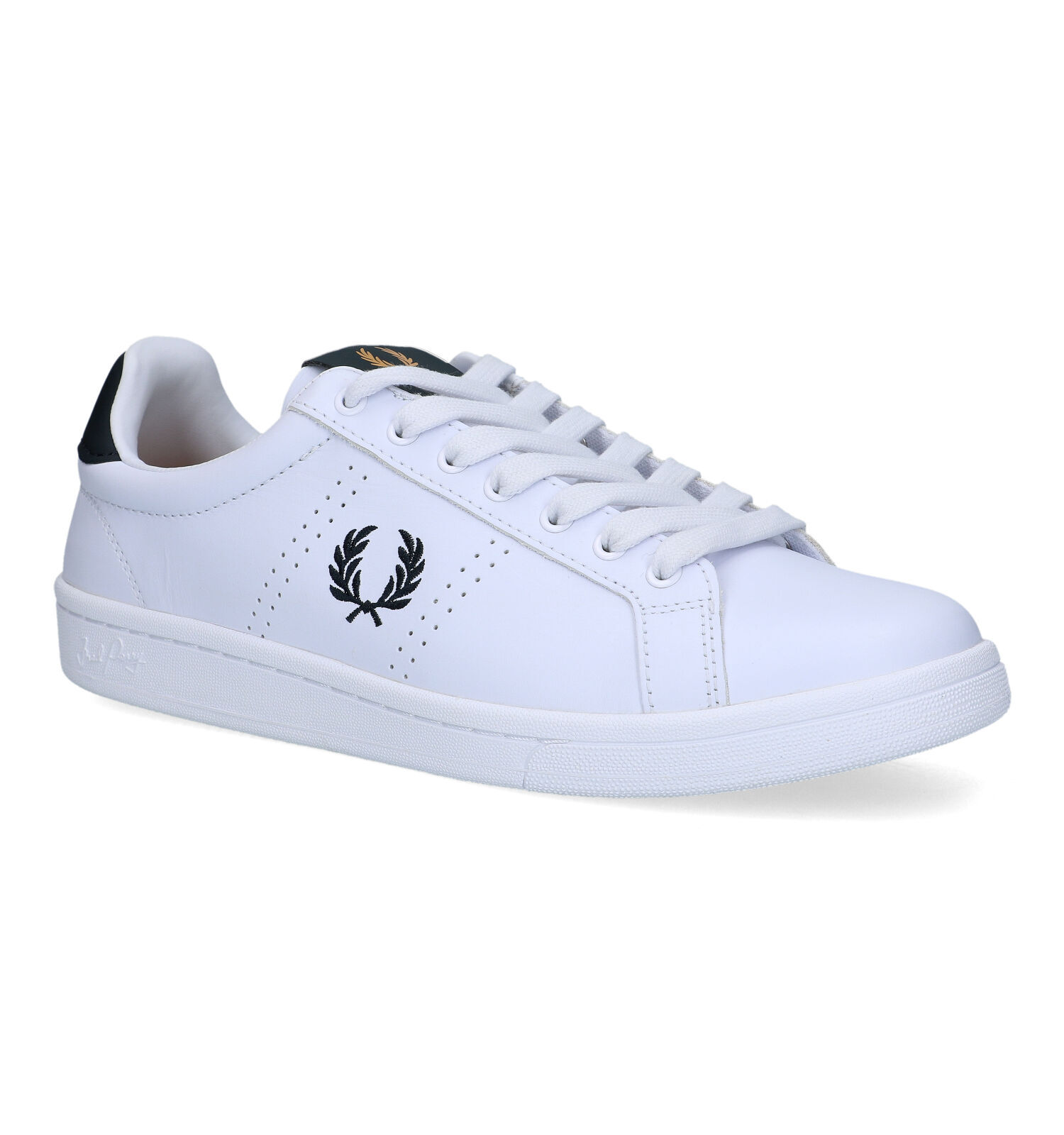 Fred perry sales chaussure blanche