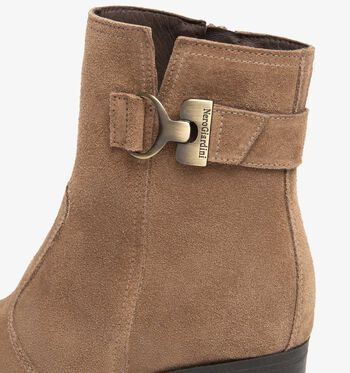 NeroGiardini Enkellaarsjes Zwart/Bruin