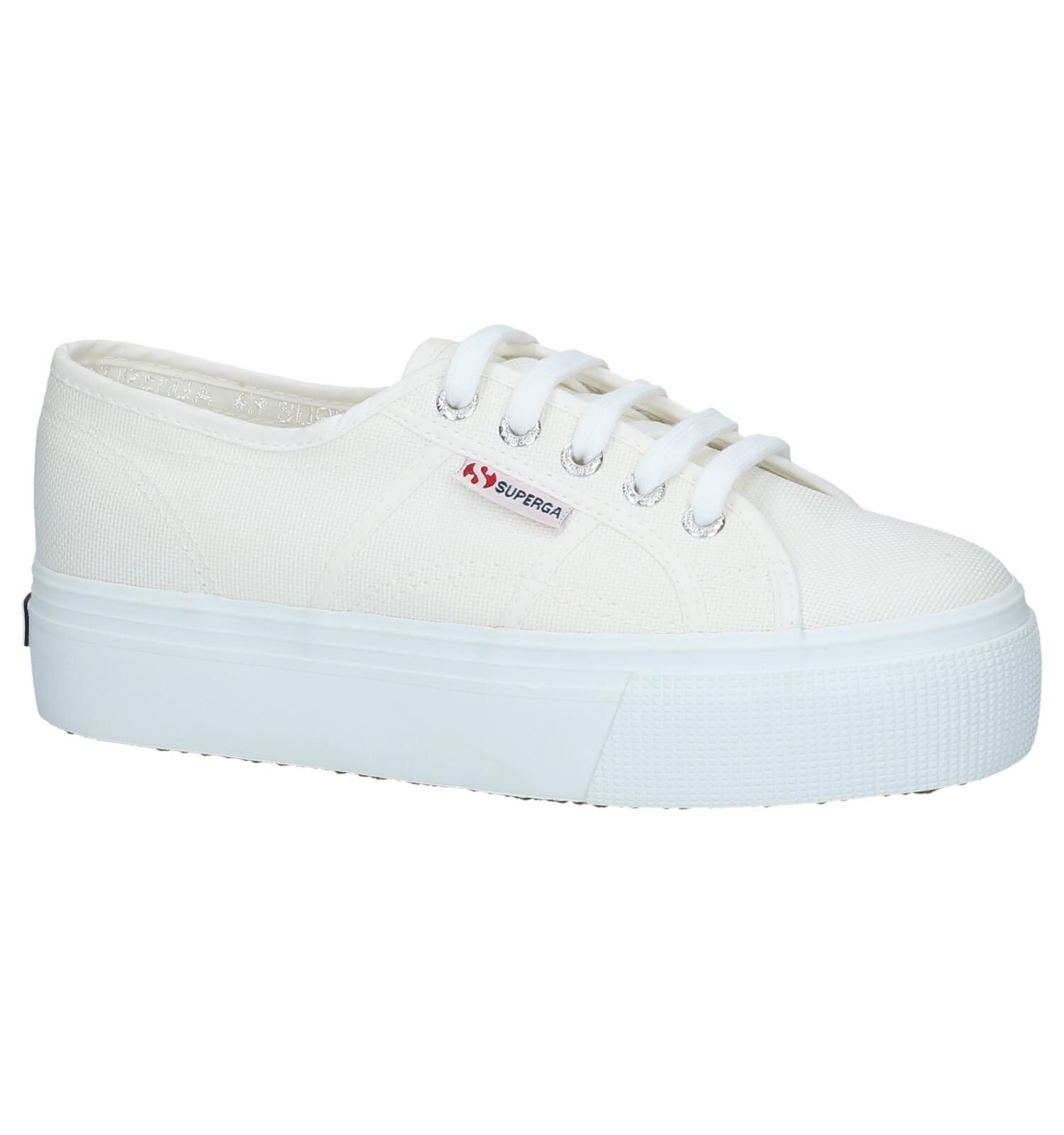 Witte superga 2025