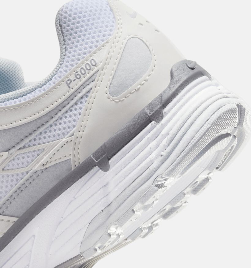 Nike P-6000 Baskets en Blanc pour femmes (372892) - pour semelles orthop&eacute;diques