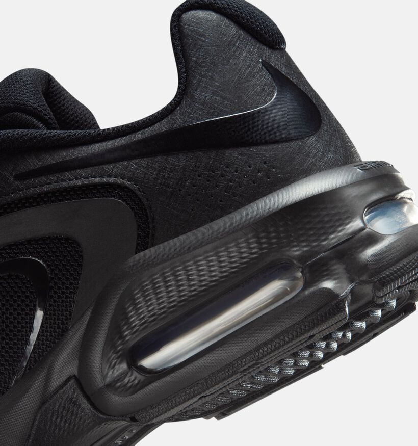 Nike Air Max Fire Baskets basses en Noir pour hommes (376138)