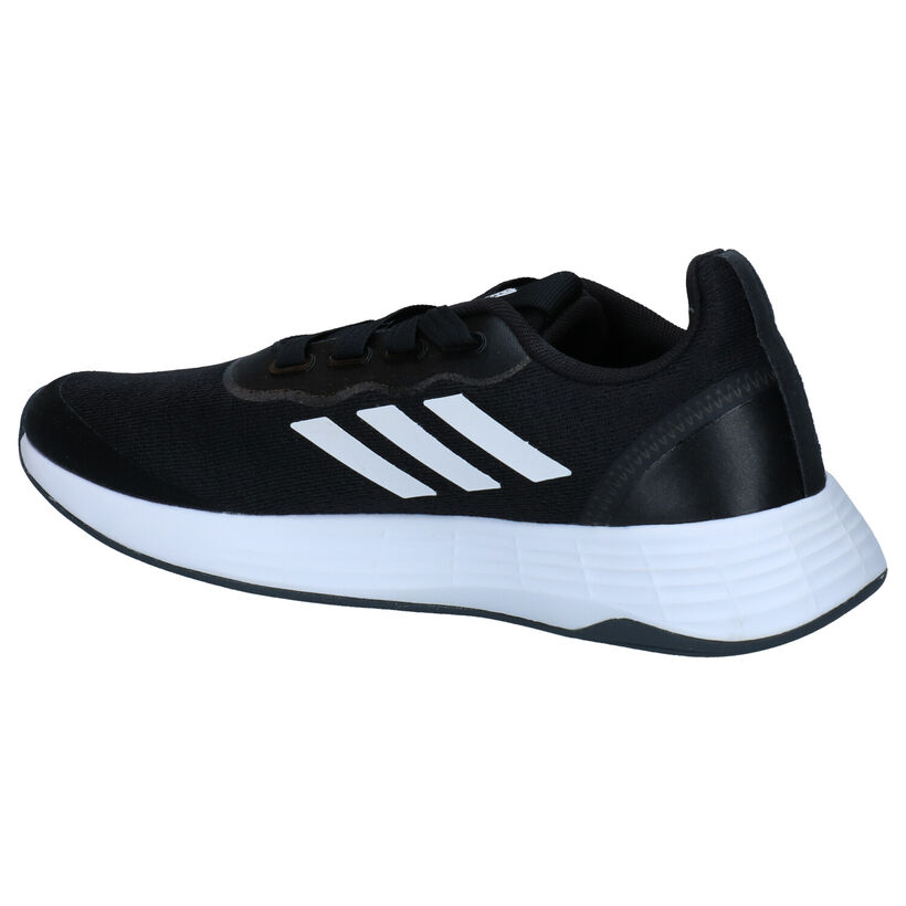 adidas QT Racer Baskets en Noir pour femmes (290834) - pour semelles orthopédiques