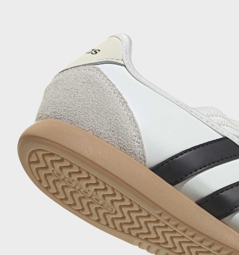 Adidas Barreda Mary Jane Ballerines en Blanc pour femmes (372544)