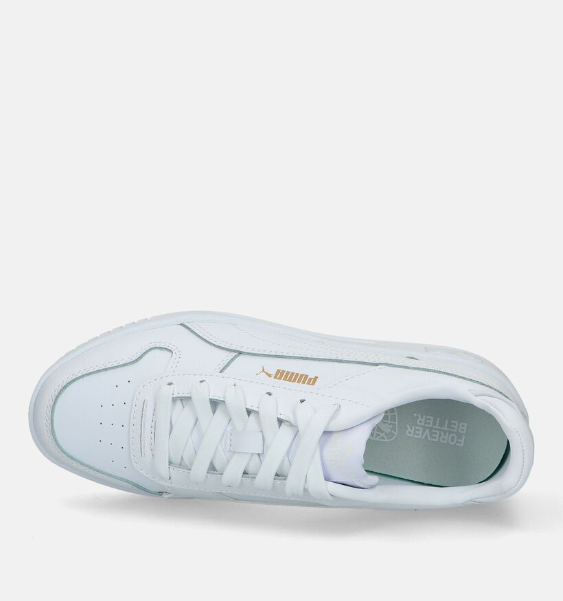 Puma Carina Street Baskets en Blanc pour femmes (326420) - pour semelles orthopédiques