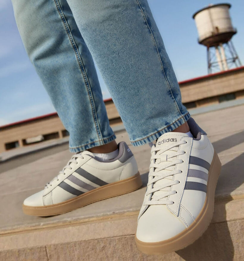 adidas Grand Court 2.0 Taupe Sneakers voor jongens, heren (350151)