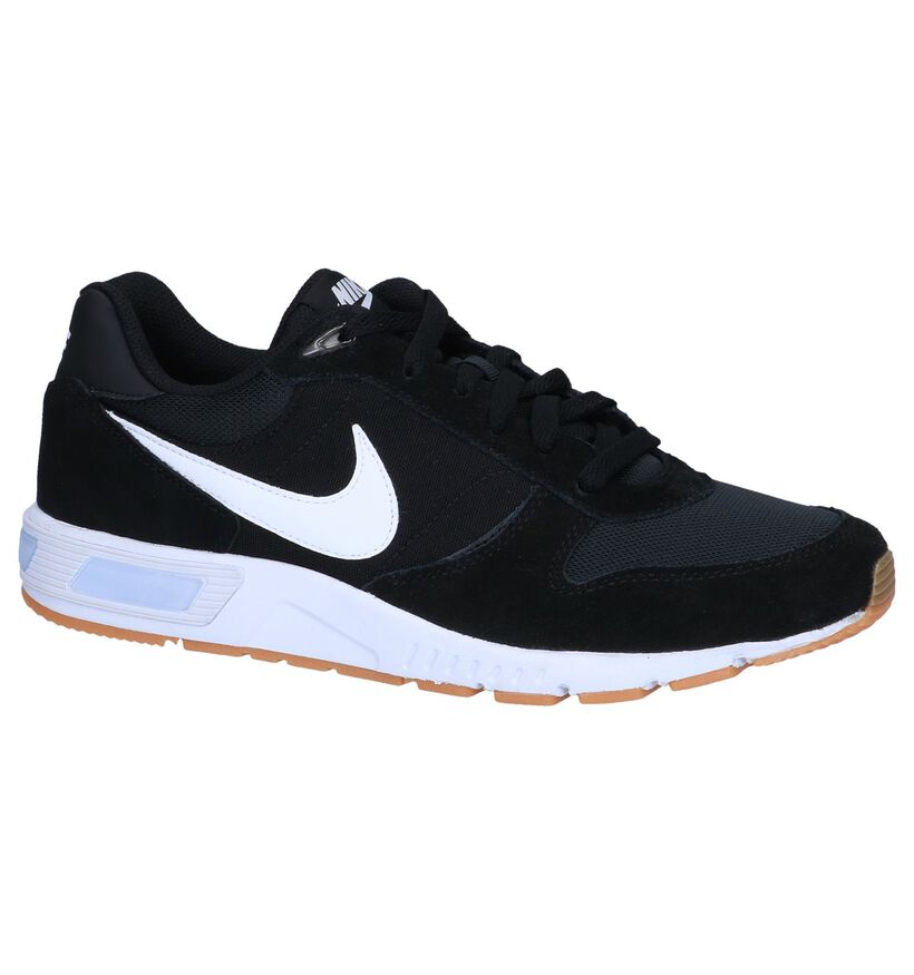 Zwarte Sneakers Nike Nightgazer in daim (250287)