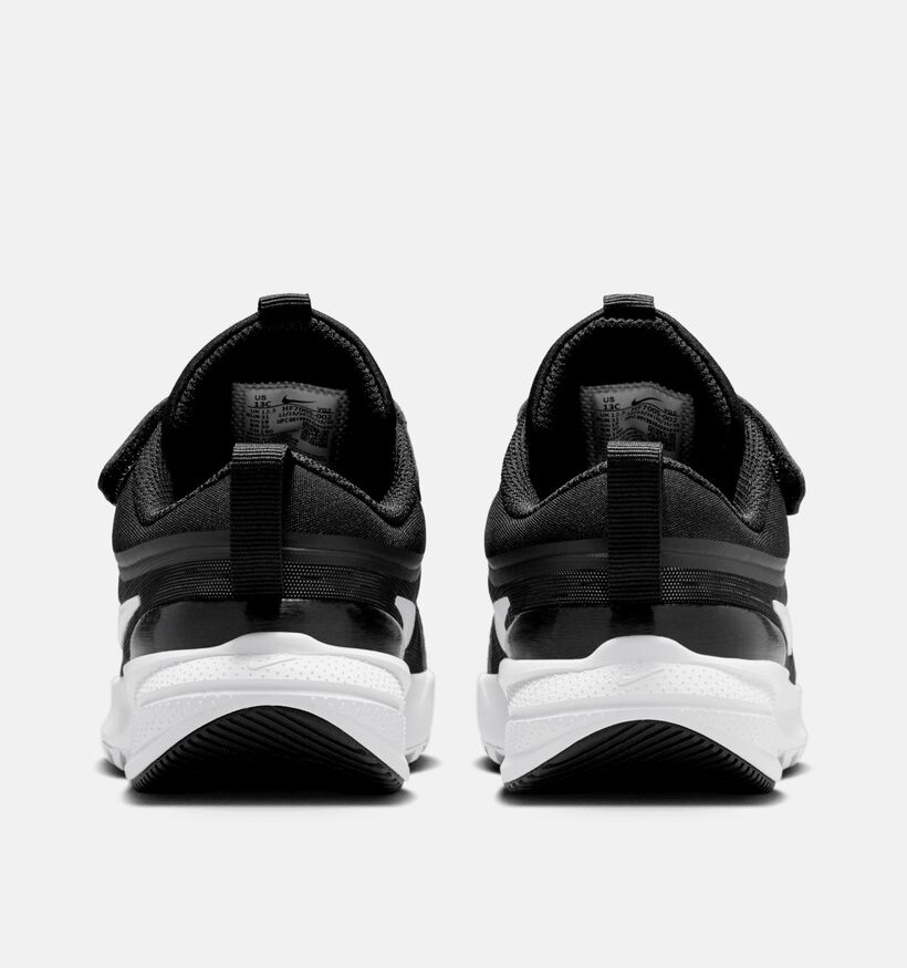 Nike Star Runner 5 Zwarte Sneakers voor jongens (373413)