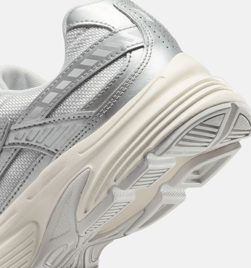 Nike Initiator Baskets sportives en Gris pour femmes (355845)