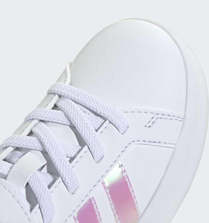 adidas Grand Court 3.0 Iridescent Baskets en Blanc pour filles (366730) - pour semelles orthop&eacute;diques