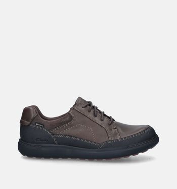 Clarks Lage schoenen Bruin