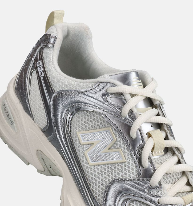New Balance 530 Baskets en Blanc/Argent pour femmes (366094) - pour semelles orthop&eacute;diques